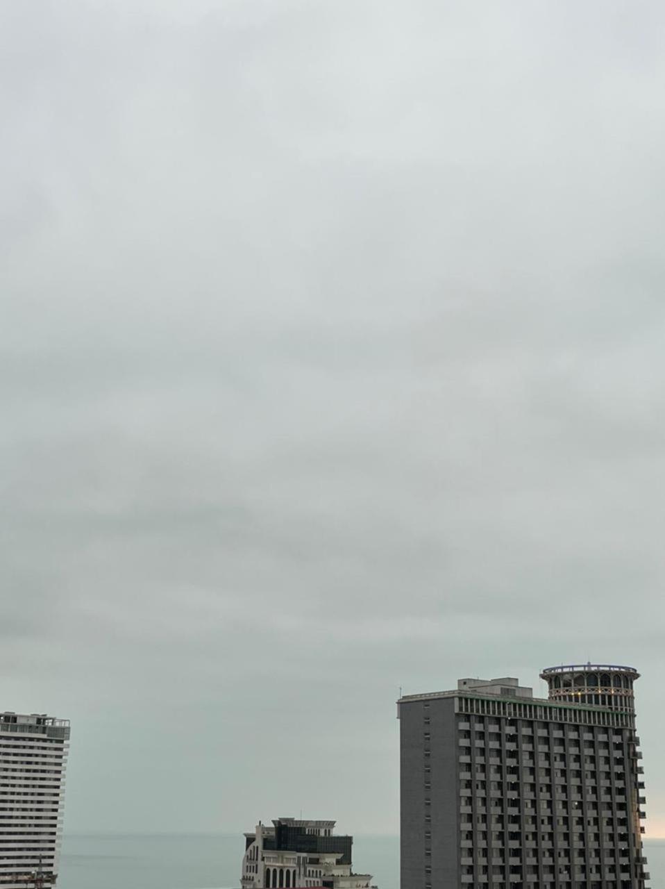 Apartament Delux Sea View Батуми Стая снимка