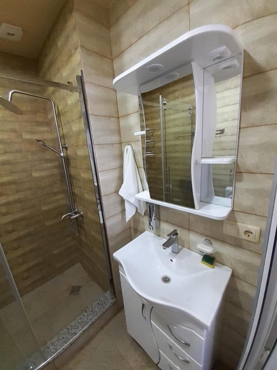 Apartament Delux Sea View Батуми Стая снимка